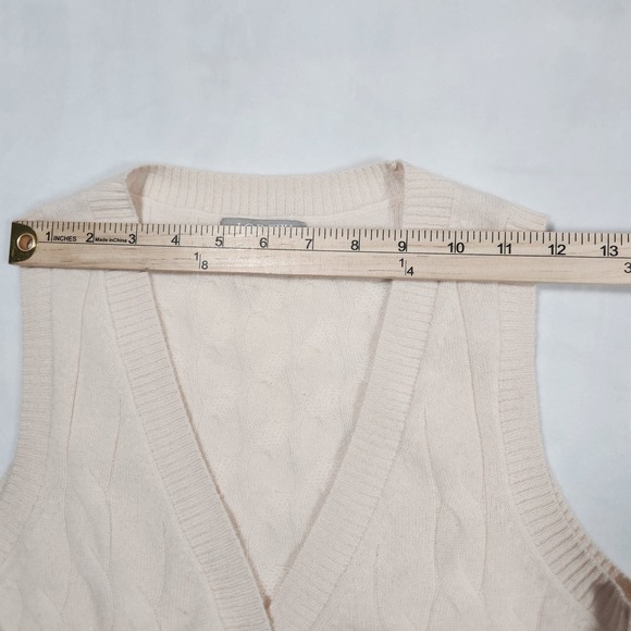 J.Crew Cashmere Cable Knit Sweater Vest Cream Gold Crest Button V-Neck XS - Picture 6 of 15